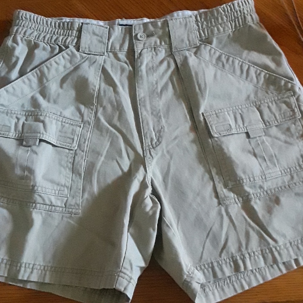 Mens (St.Johns Bay brand )Cargo Shorts